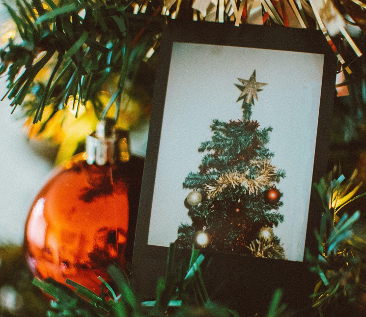 Create Lasting Memories with an Artificial Christmas Tree